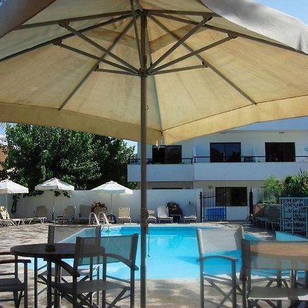 Andries Apartments Paphos Exterior photo