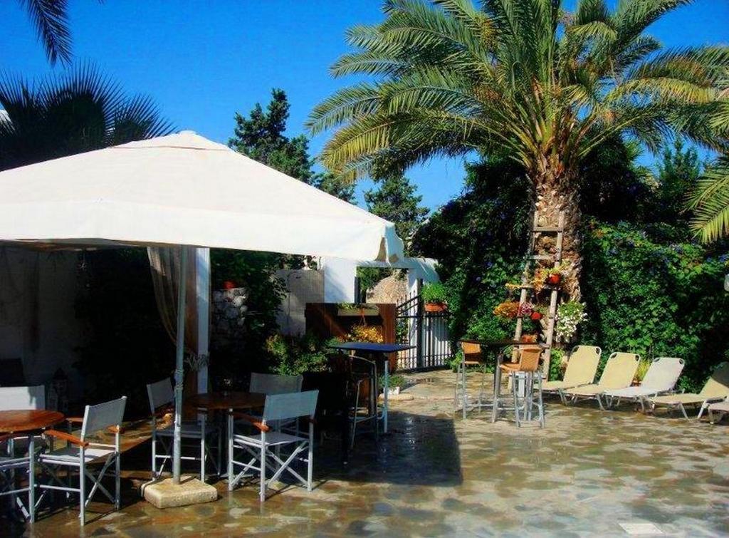 Andries Apartments Paphos Exterior photo